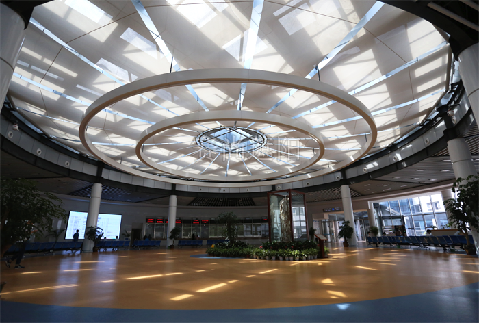 医院建筑大厅圆形全球最奢华的贝斯特顶应用电动天棚帘全球最奢华的贝斯特实景效果