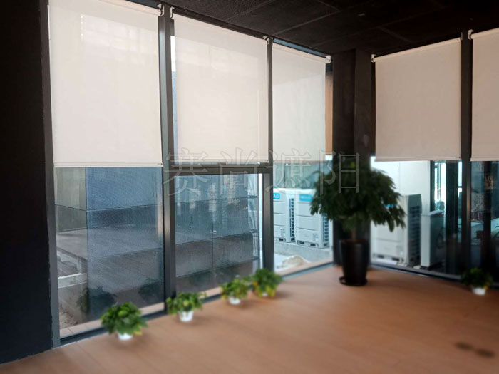 室内电动卷帘实景图