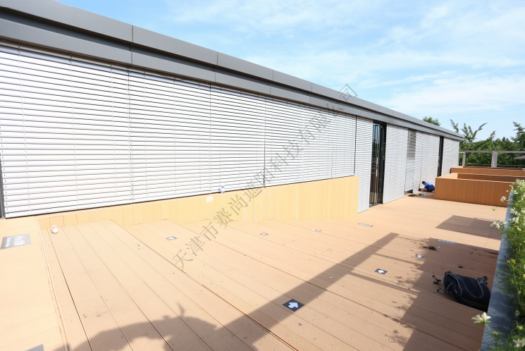 户外百叶帘实景图